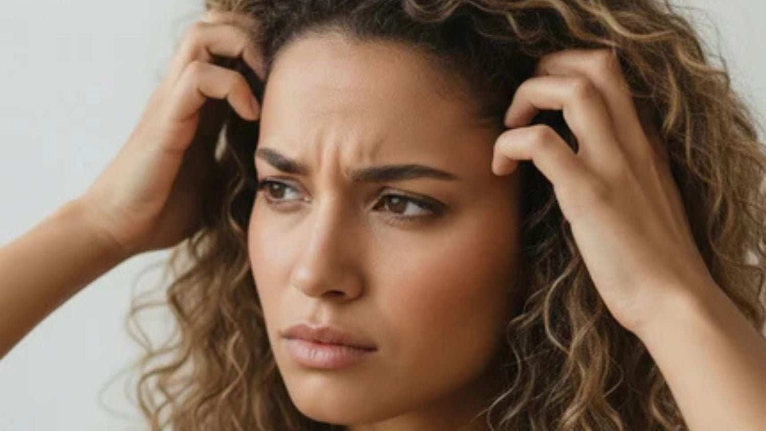 What Do I Use Instead of Zinc Pyrithione? Here's How to Treat Dandruff Naturally & Effectively—Without the Banned Ingredient