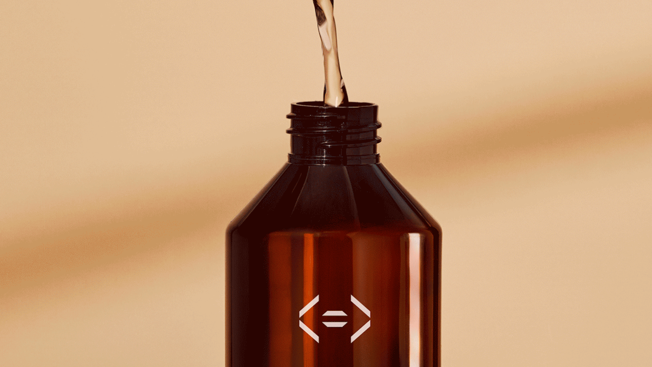 Refillable vs. Recyclable: Why Closed-Loop Systems are the Most Impactful Choice